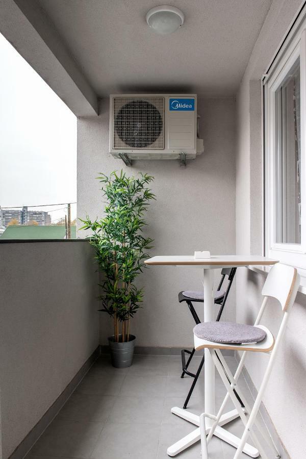 Flexible Selfcheckins 7 - Zagreb - Garage - Electric Vehicle Ccharger - Loggia - New - Luxury - Apartments Repinc 7 Extérieur photo